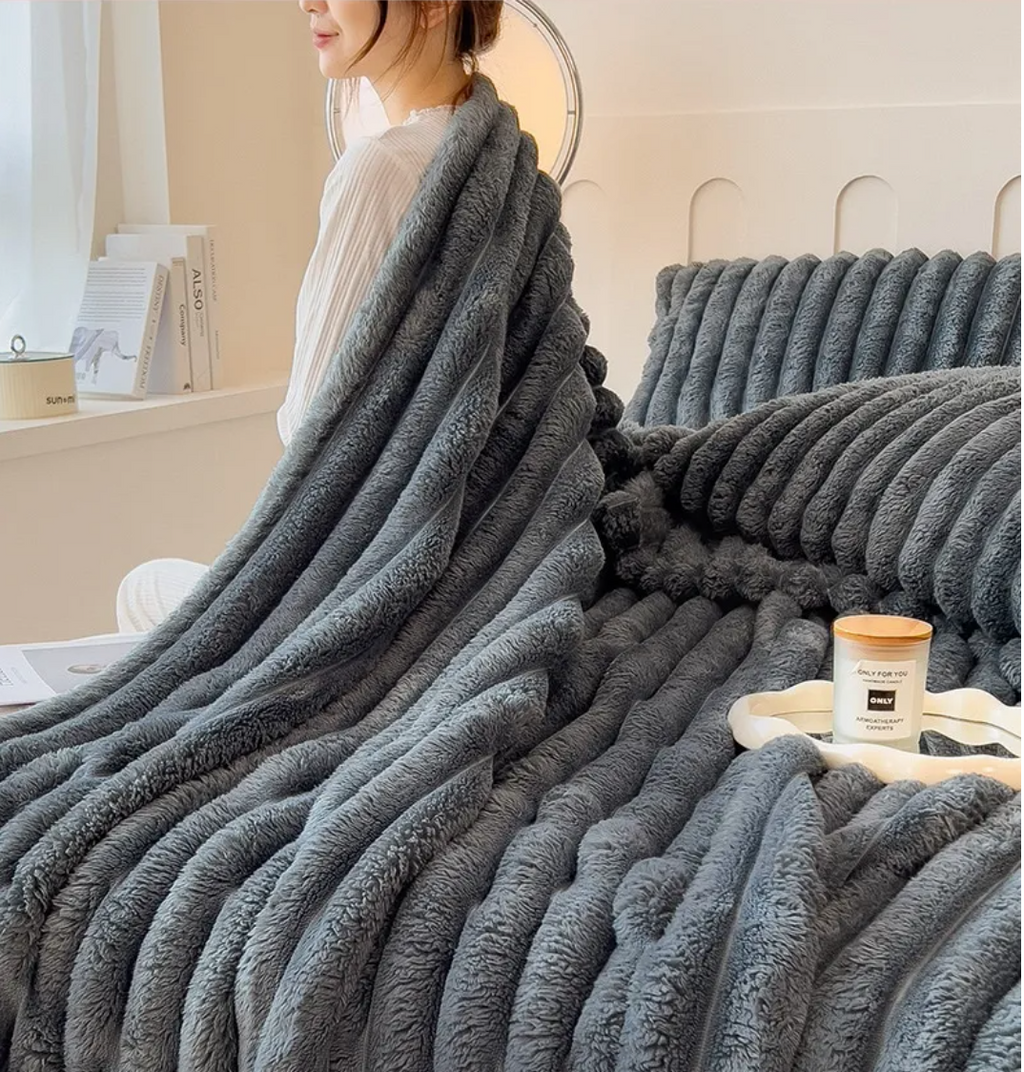 Nuvora Nap - Textured Throw Blanket